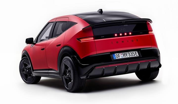 İzmitli Hyundai IONIQ 3 resmen tanıtıldı: 496 km menzil ve 29 dakikada %80 şarj