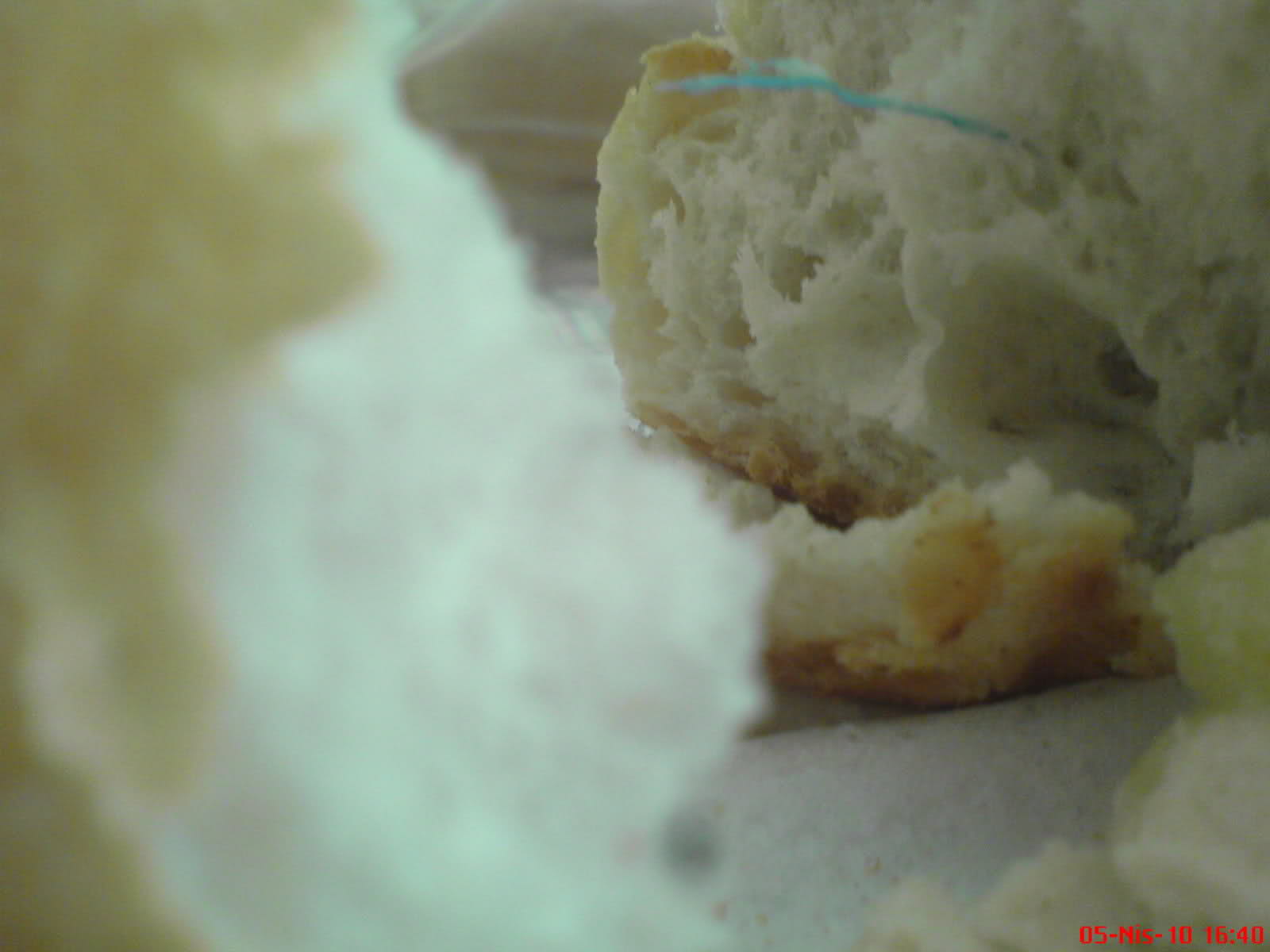  [OHA] EKMEĞİN İÇİNDEN KABLO ÇIKTI [OHA]