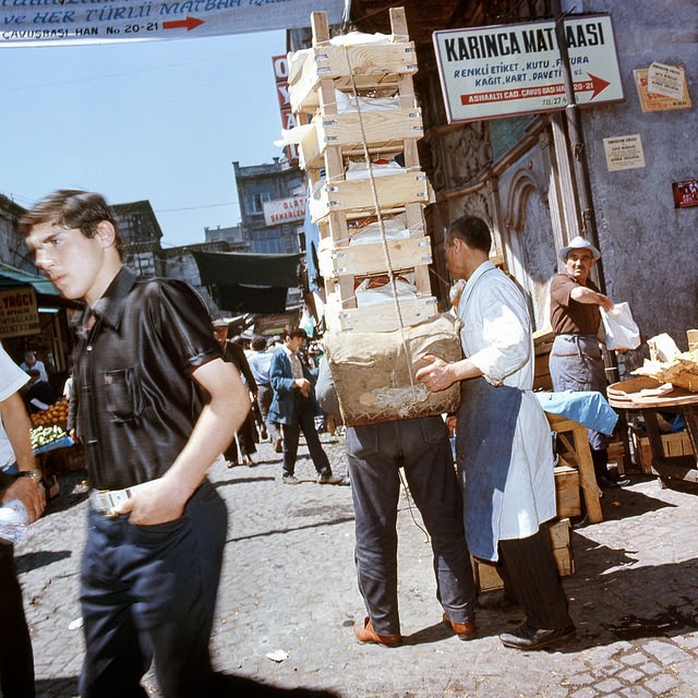  1971 İSTANBUL FOTOĞRAFLARI ( YÜKSEK ÇÖZÜNÜRLÜKLÜ / DÜN ÇEKİLMİŞ GİBİ )
