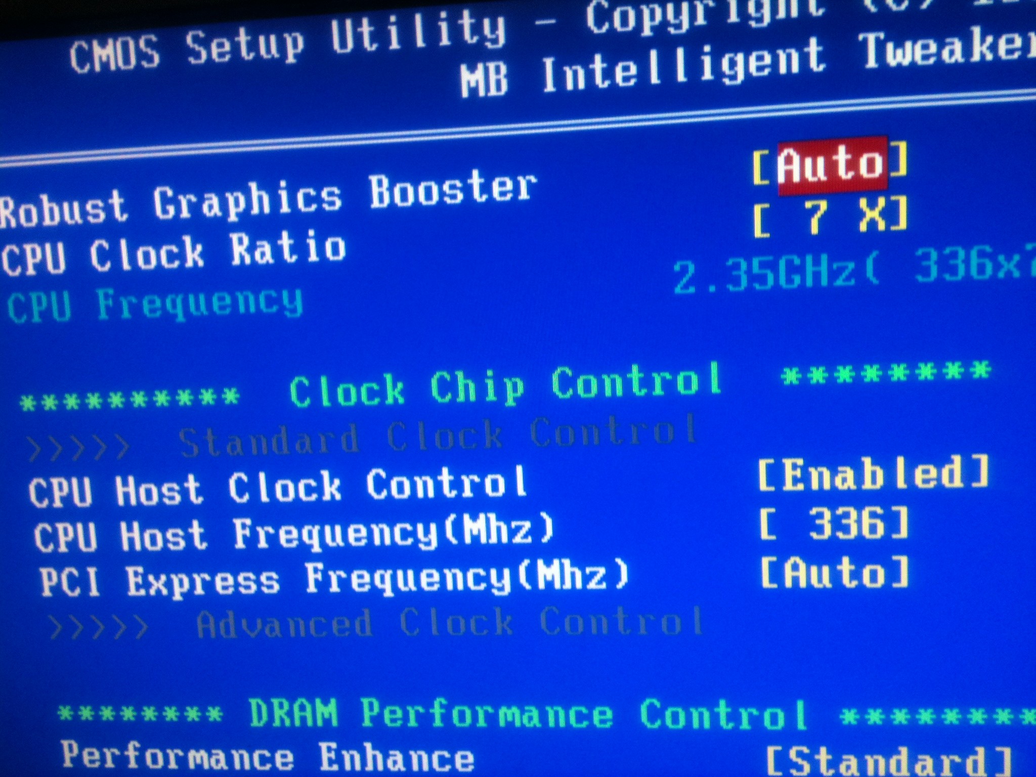  Intel Core2 Quad CPU Q8200 overclock yardım