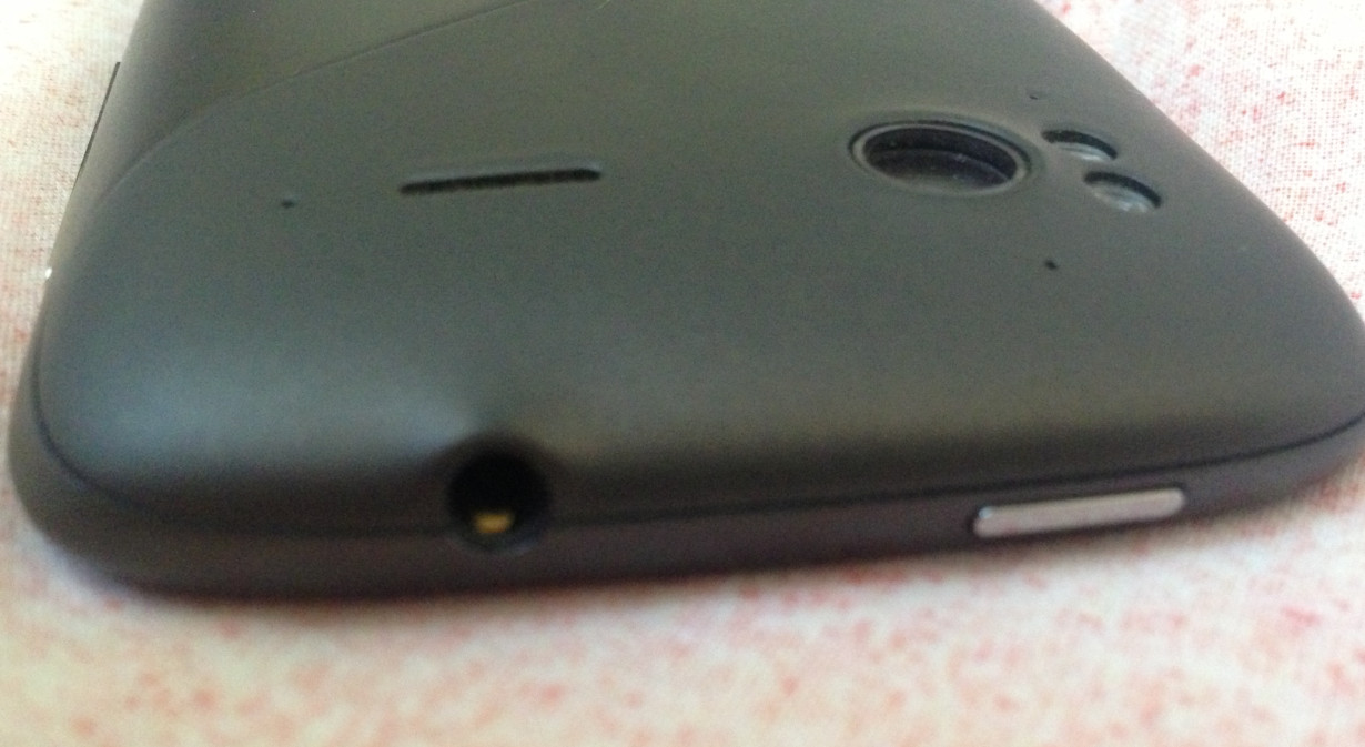  Acil 600 TL - GARANTİLİ, TERTEMİZ HTC SENSATION