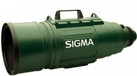 Pentax'ın giriş seviyesi D-SLR kamerası K-M şimdi de yeşillere büründü