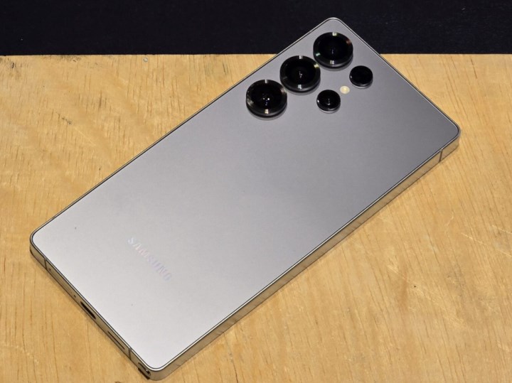 Galaxy S25 Ultra’nın iç yüzü: Artan maliyetlere rağmen fiyat nasıl sabit kaldı?