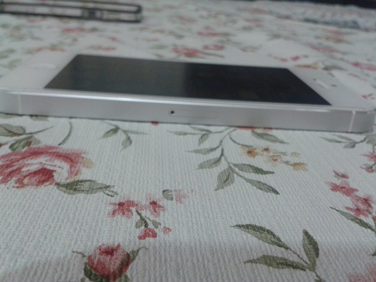  SATILIK TERTEMİZ BEYAZ İNCİ İOS 6.1.4 YÜKLÜ İPHONE 5