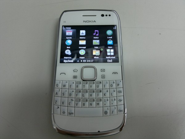  ===> Nokia E6-00 | Symbian Anna - 2.46' VGA - QWERTY - 8GB <===
