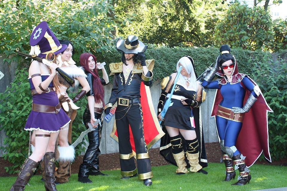 eet beyler türk kızları cosplay yaprsa.