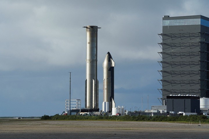 SpaceX ve ispace anlaştı: Starship, Ay'a ticari yük taşımacılığı dönemini başlatıyor