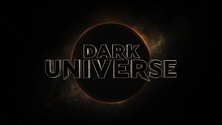 Universal, yıldızlarla dolu sinematik evreni Dark Universe'i tanıttı