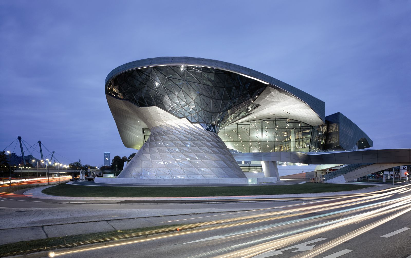  BMW Welt - BMW müzesi - Bol fotoğraflı