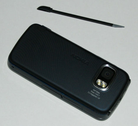  Dev düello: Nokia 5800, iPhone 3G'ye karşı ( Böylesi Görülmedi )