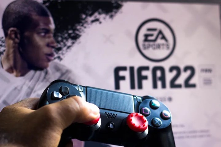 EA, FIFA markasını bırakıyor: Bize tek faydası oyunun kapağındaki dört harf