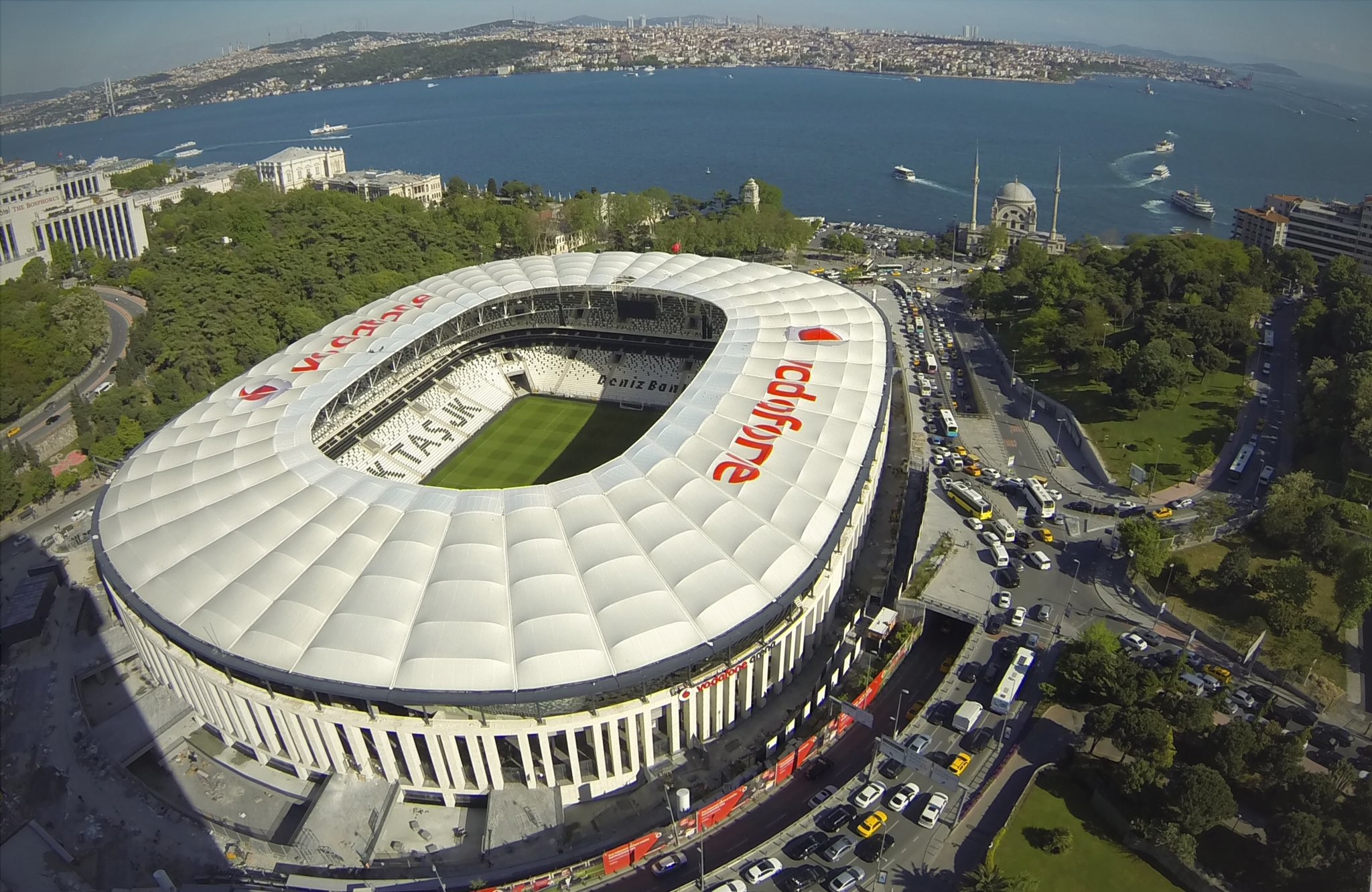 Стадион бешикташ. Водафон Арена Стамбул. Водафон Арена, Бешикташ, Стамбул. Стадион Водафон Арена. Водафон парк Стамбул.