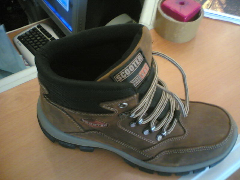  bulldozer, greyder, genesis, converse, ricardo colli