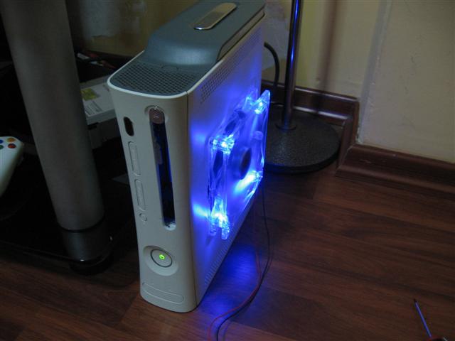  Xbox 360 ' a fan mod yaptım.