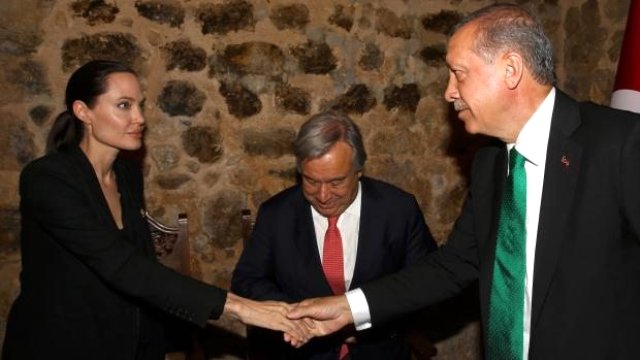  Angelina Jolie ile Brad Pitt Ayrılığının Sebebi (SS'li)