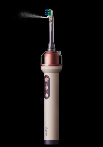 Diş fırçasında yeni dönem: Dyson CameraJet diş aralarını kamera ve yapay zeka ile temizliyor