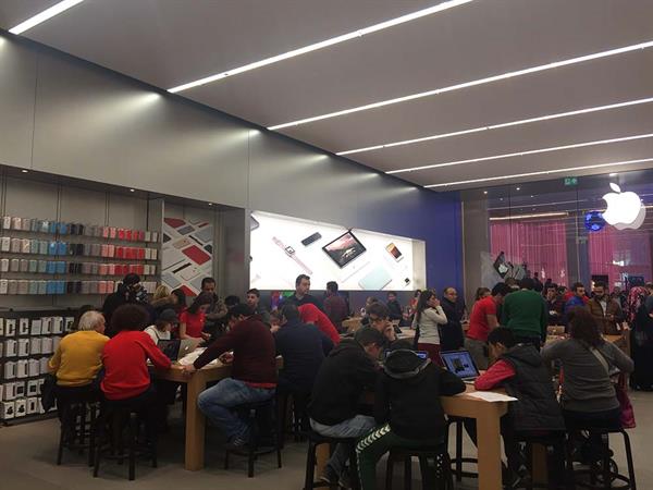 Apple Türkiye’deki üçüncü mağazası için personel arayışını hızlandırdı