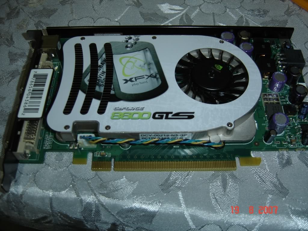  XFX - 8600GTS XXX ED  3dmark ve oc değerleri