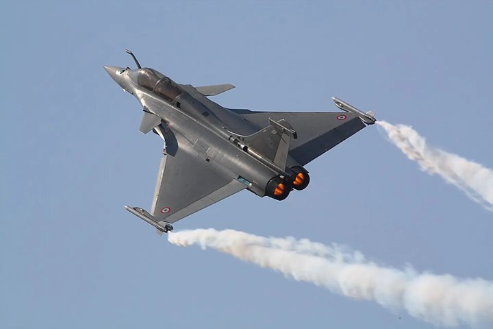 Pakistan-Hindistan savaşında Çin damgası: İlk Rafale düştü