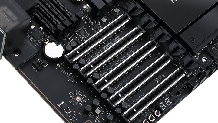 PCIe 6.0 ve PCIe 7.0 standartları duvara tosladı