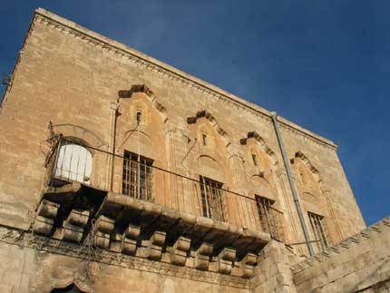  ***DH MARDİNLİLER VE MARDİN'İ SEVENLER KULÜBÜ***ANKET:MARDİNİN EN ÇOK NEYİNİ BEĞENİYORSUNUZ???