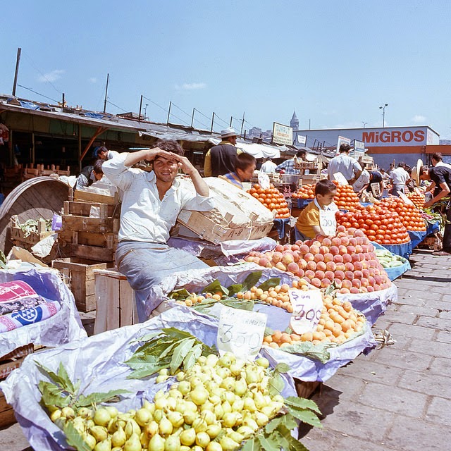  1971 İSTANBUL FOTOĞRAFLARI ( YÜKSEK ÇÖZÜNÜRLÜKLÜ / DÜN ÇEKİLMİŞ GİBİ )