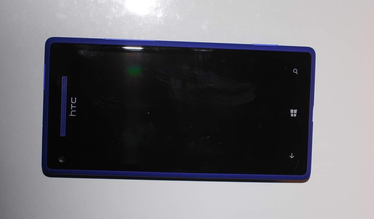  HTC 8X >>> *WP8*-*342 PPI 720P EKRAN*-*BEATS AUDİO*-*8 MP ARKA 2.1 MP ÖN KAMERA*-*İMAGESENSE*