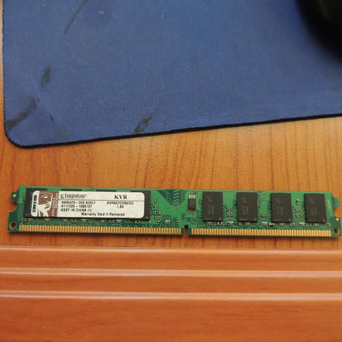  KINGSTON 2 GB 667 MHZ #50# TL