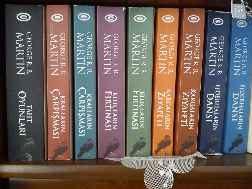  [SATILIK] Orjinal Game of Thrones Serisi 70 TL