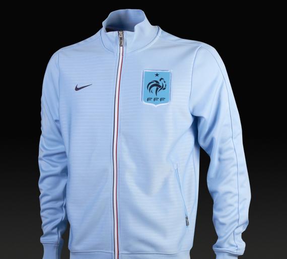  İndirimli Fiyatlar Calvin Klein-Abercrombie-DKNY-Nike Fc Barcelona-Nike French Football-Converse