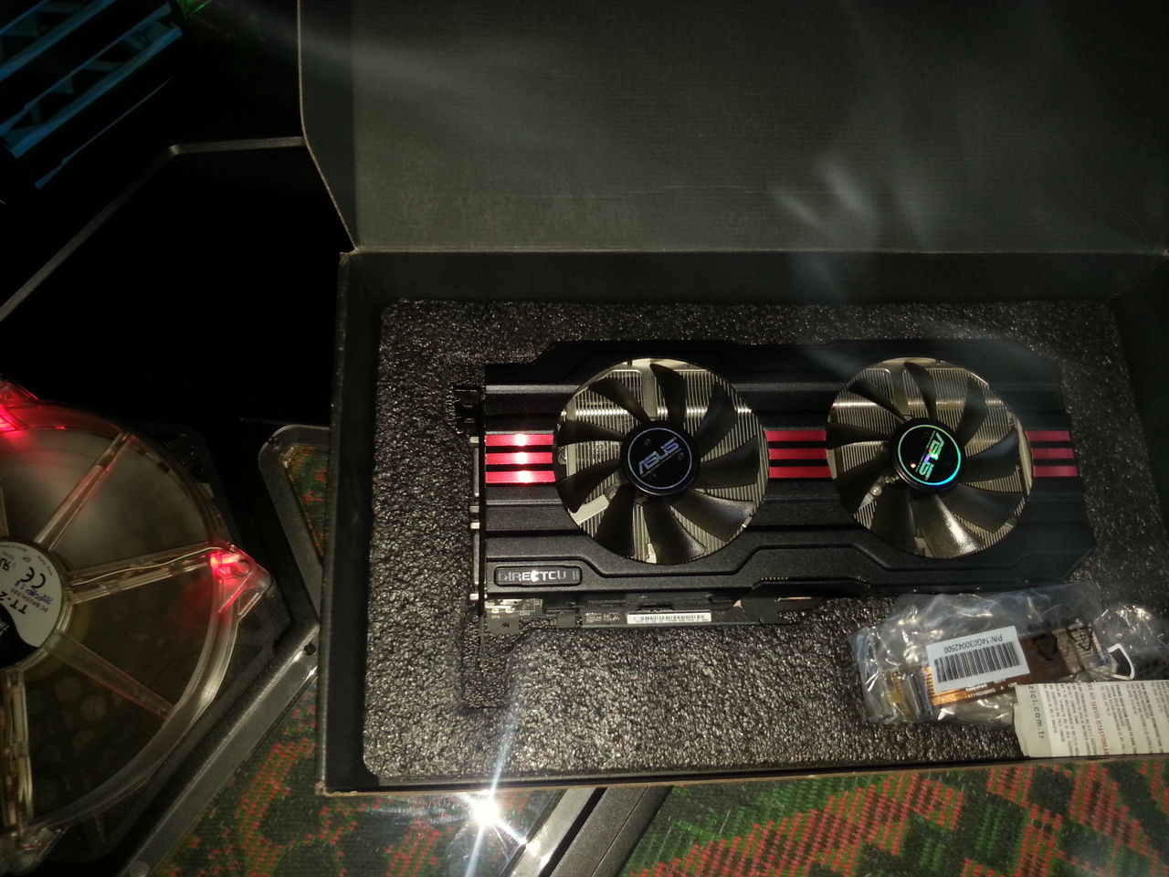  [SAT/TAK] ASUS HD7970 DİRECT CU II EKRAN KARTI