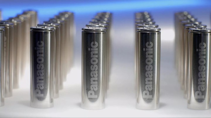 Tesla'nın batarya tedarikçisi Panasonic, genişleme planlarını erteledi
