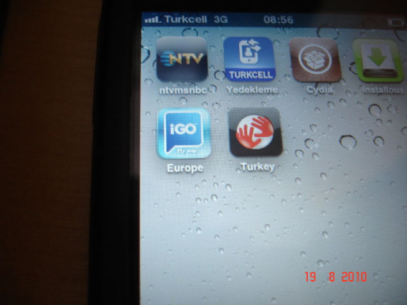  Turkcell'den Iphone 3G 8gb, tertemiz, garantili, kayıtlı, full aksesuarlı
