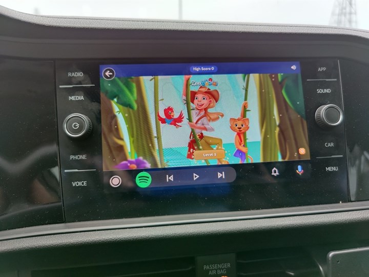 Android Auto ile HTML5 oyunları oynanabilecek