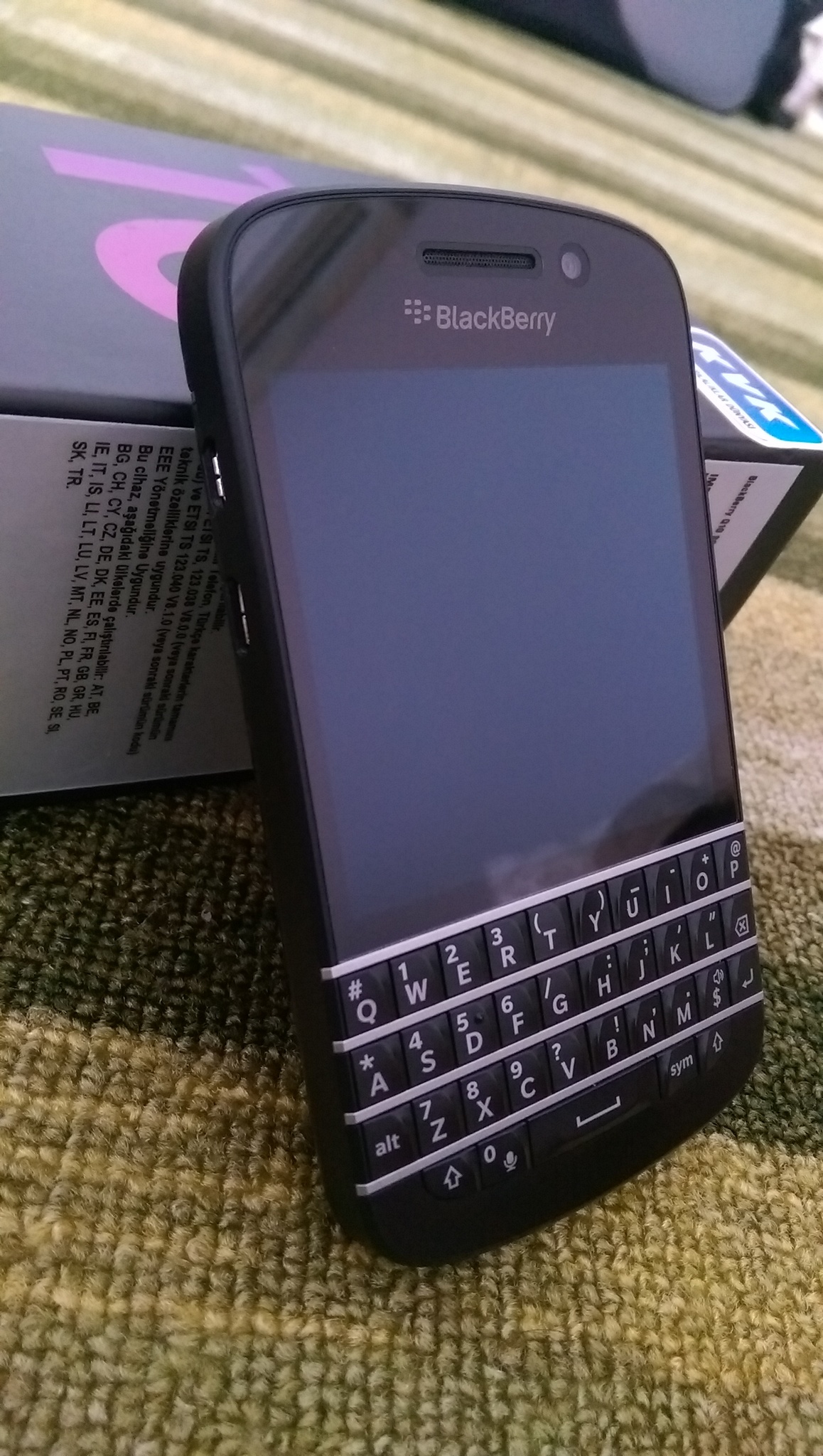  TAKASLIK / SATILIK / Blackberry Q10 / Siyah / 650 TL [SATILDI]