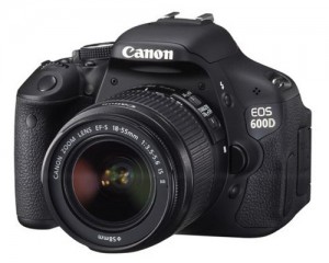  Fotografium Canon 600D profesyonel fotoğraf makinesi hediye ediyor!