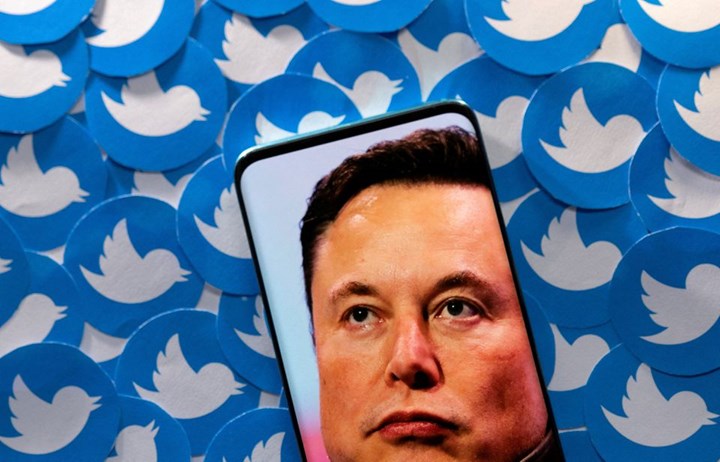 Elon Musk, Twitter'ı bir hafta içinde satın almayı planlıyor