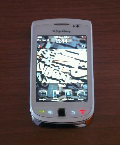  Blackberry 9800 TORCH BEYAZ! Çok Temiz! 375TL