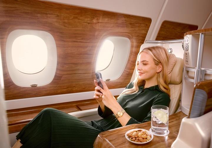 Emirates A380’lerde Starlink dönemi başladı: Uçuşta gigabit hızında internet!