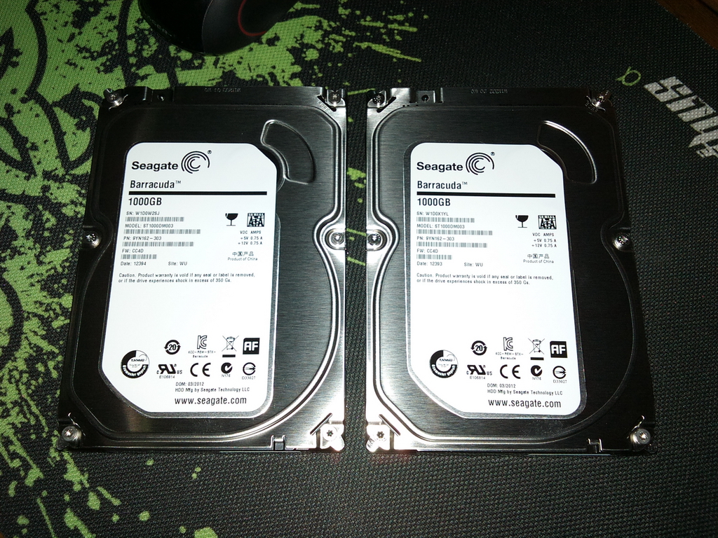  Seagate Barracuda ST1000DM003 vs. Samsung HD103SJ