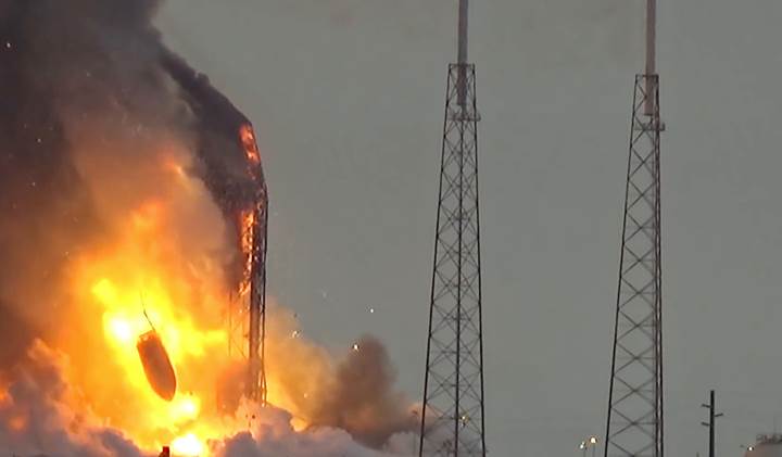 Facebook'un uydusunu kullanılamaz hale getiren Falcon 9'un patlama nedeni belli oldu