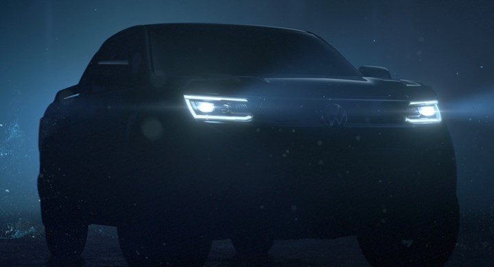 Yeni Volkswagen Amarok'un matrix LED farlarını gösteren yeni ipucu paylaşıldı