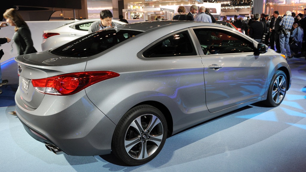  2013 Hyundai Elantra Coupé Resmi Olarak Tanıtıldı