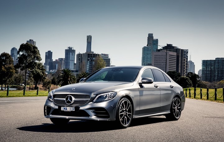 Mercedes: Çip sıkıntısı nedeniyle müşteriler bir yıldan fazla yeni araba bekleyecek