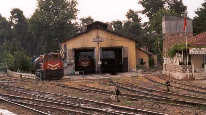  tren severler toplansın