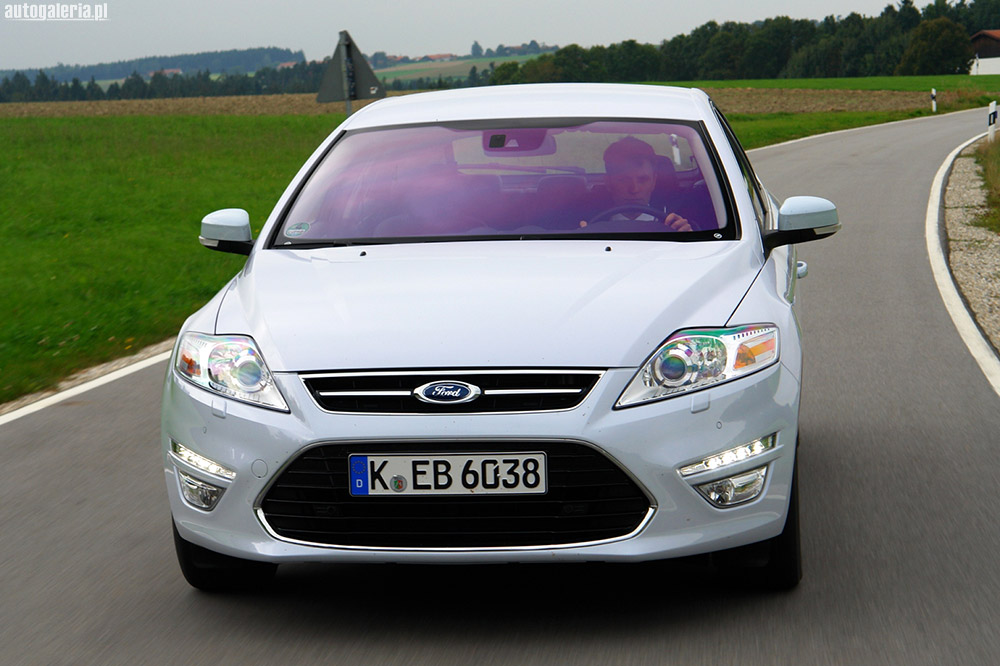  2011 FORD  MONDEO (makyaj)