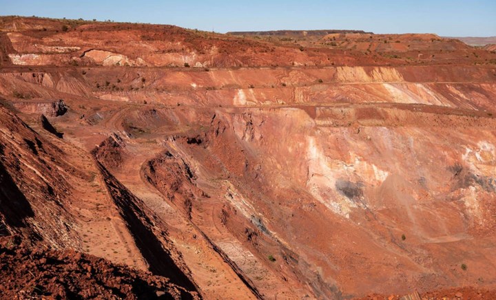 6 trilyon dolar değerinde dünyanın en büyük demir rezervi keşfedildi