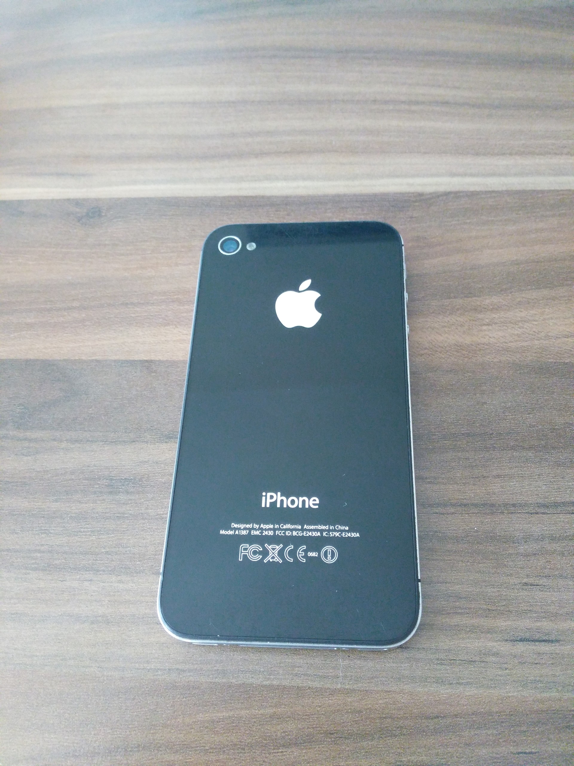 Iphone a. Айфон a1387 EMC. Apple iphone 4s (a1387). Iphone model a1387. Айфон model i332 EMC 380a FCC ID BCG.