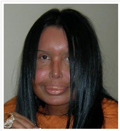  Makyajsız Bülent Ersoy Fotoğrafı