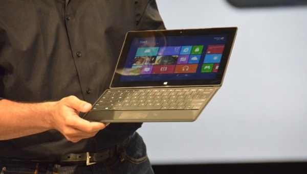 Surface için Touch ve Type klavyeli kapakları tanıtıldı 